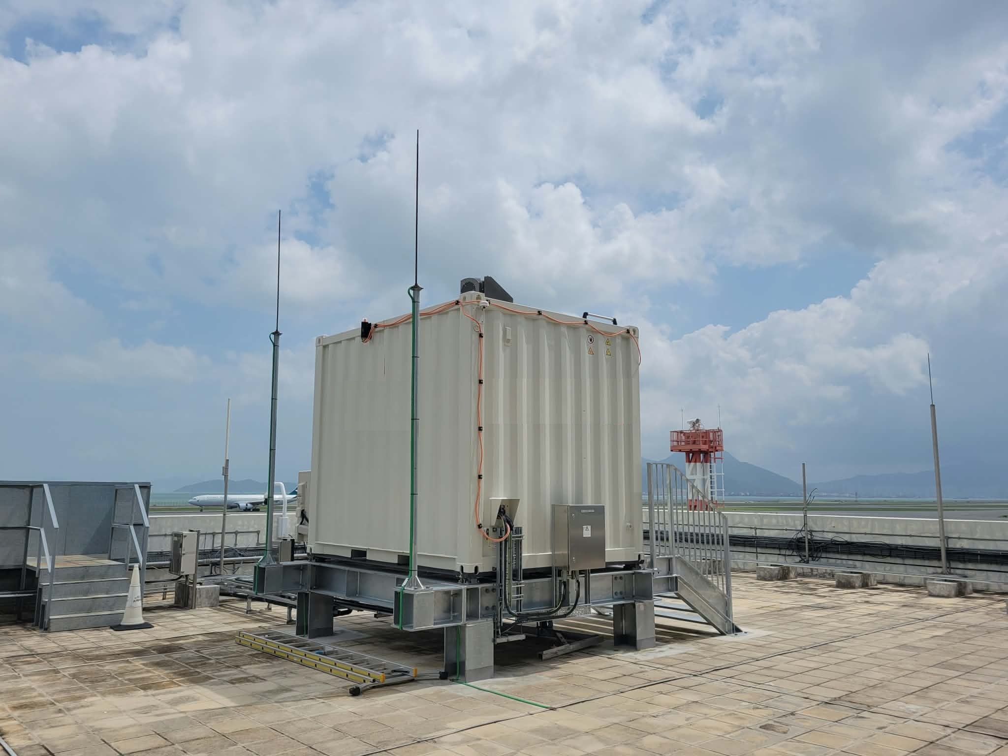 North runway LIDAR
