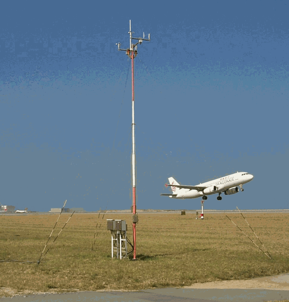 An anemometer near the runway