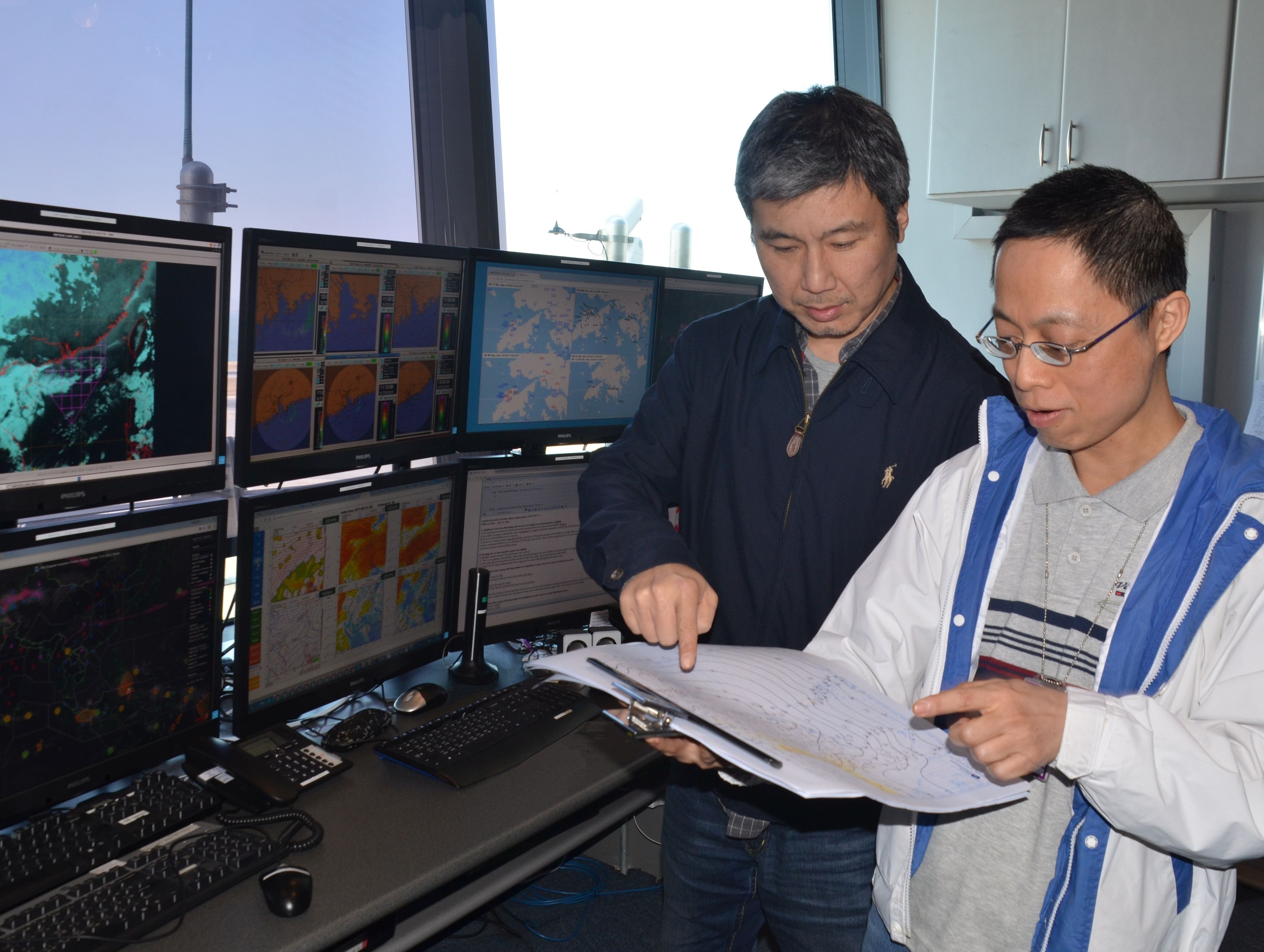 航空天气预报员及助理航空天气预报员